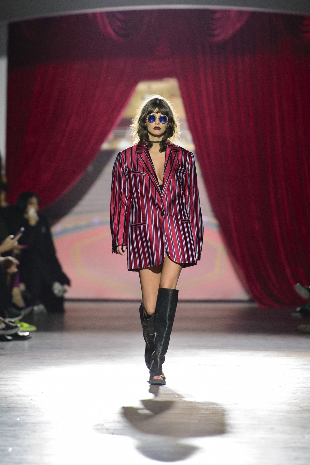 SPRING/SUMMER 2016 CATWALK / BESSARION